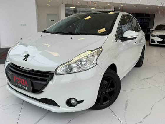 PEUGEOT 208 1.6 GRIFFE 16V FLEX 4P AUTOMÁTICO PEUGEOT 208 1.6 GRIFFE 16V FLEX 4P AUTOMÁTICO